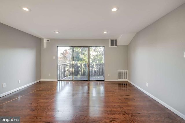 1302 MARESFIELD CT, Marlton, NJ 08053