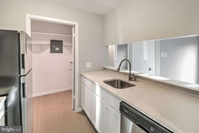 1302 MARESFIELD CT, Marlton, NJ 08053