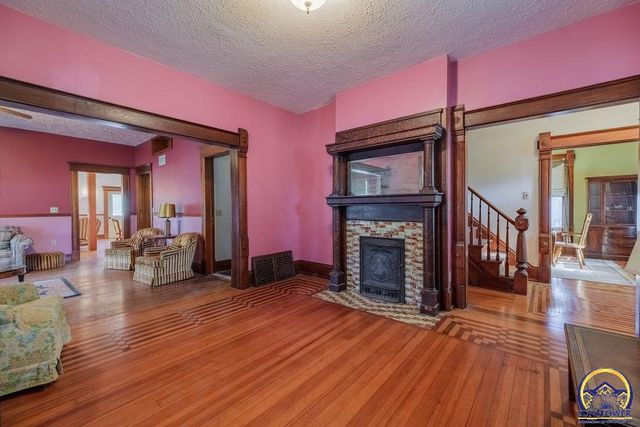401 Cedar ST, Overbrook, KS 66524