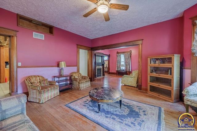 401 Cedar ST, Overbrook, KS 66524
