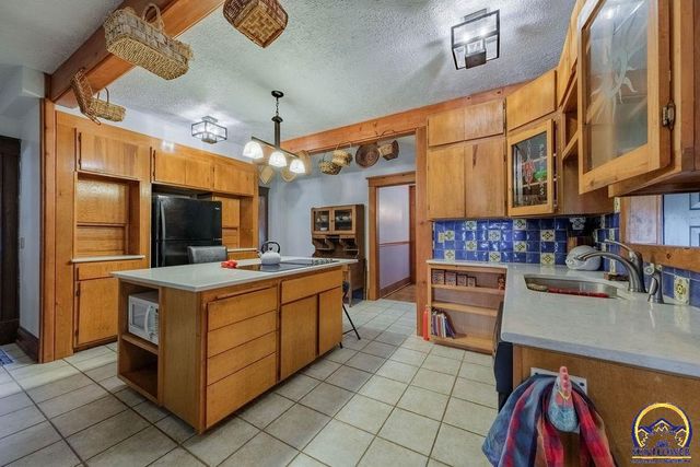 401 Cedar ST, Overbrook, KS 66524