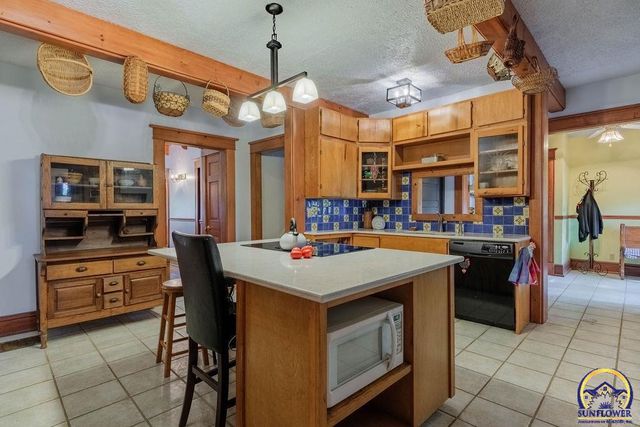401 Cedar ST, Overbrook, KS 66524