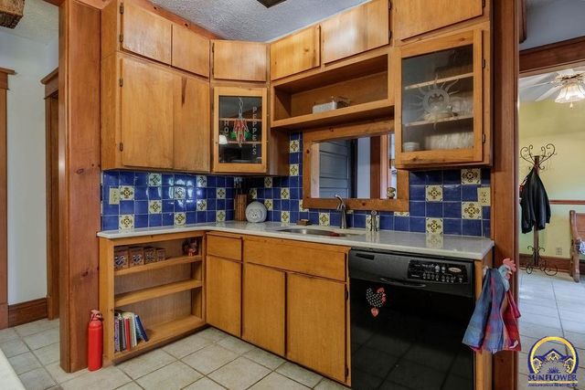 401 Cedar ST, Overbrook, KS 66524
