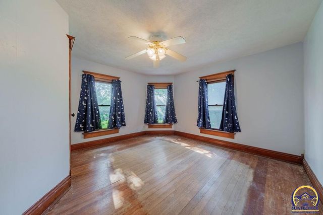 401 Cedar ST, Overbrook, KS 66524