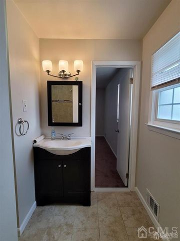 94 Garfield Avenue, Colonia, NJ 07067