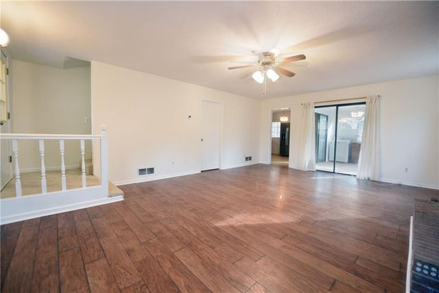 121 Chipley Creek Drive, Villa Rica, GA 30180