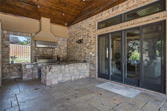 4125 Caerleon Circle, Bentonville, AR 72713