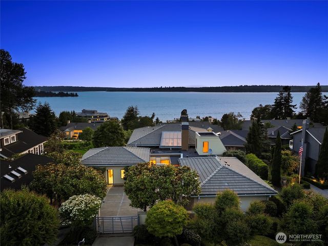 5511 104th Avenue NE, Kirkland, WA 98033