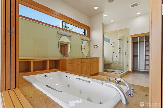 5511 104th Avenue NE, Kirkland, WA 98033