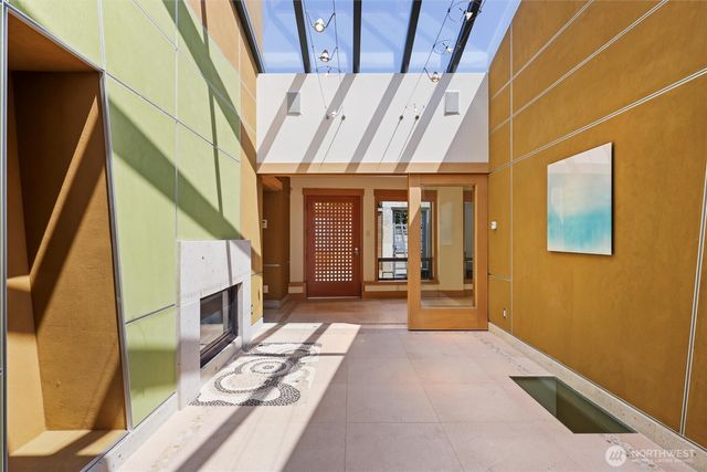 5511 104th Avenue NE, Kirkland, WA 98033