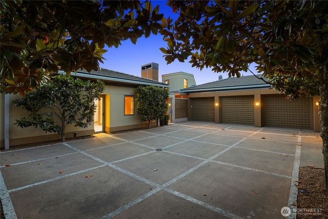 5511 104th Avenue NE, Kirkland, WA 98033