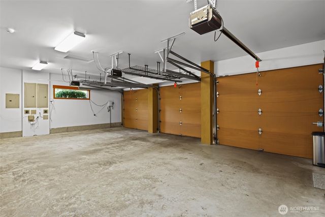 5511 104th Avenue NE, Kirkland, WA 98033