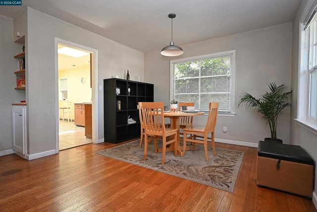 925 North Rd, Belmont, CA 94002