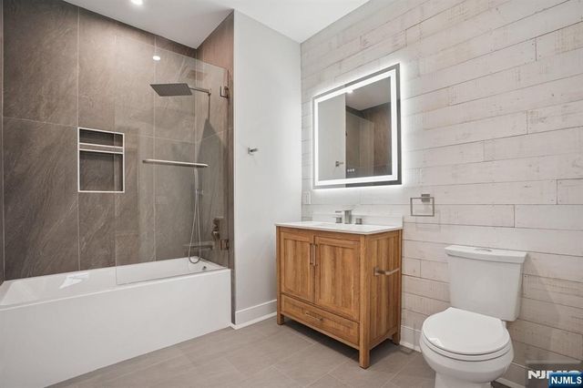 108 Montgomery Street, Bloomfield, NJ 07003