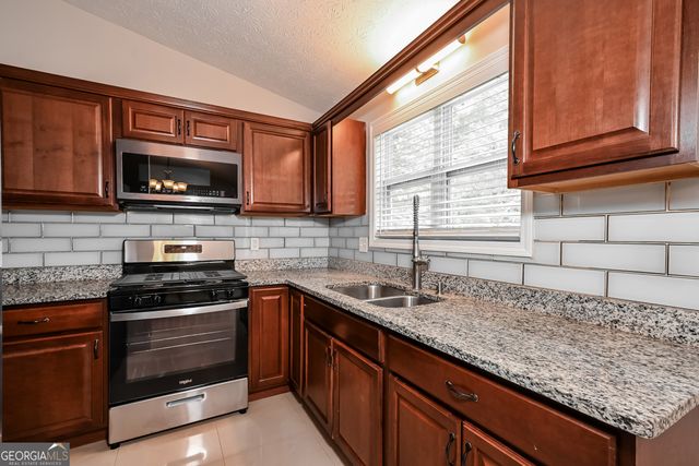 3091 Dowry Drive, Lawrenceville, GA 30044