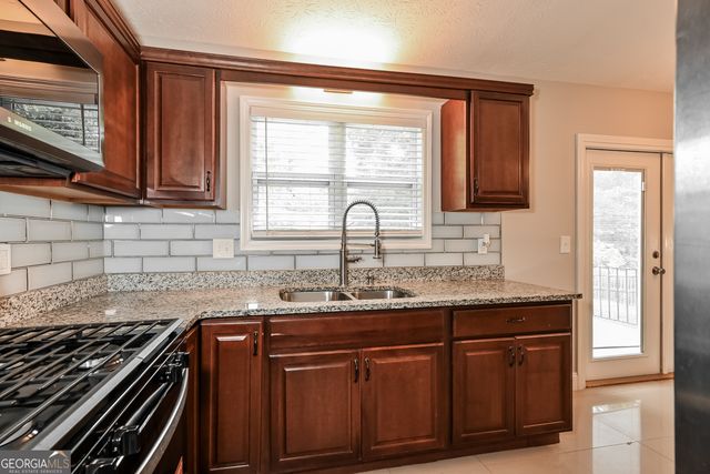 3091 Dowry Drive, Lawrenceville, GA 30044