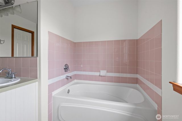 701 NW Krueger Street, Coupeville, WA 98239
