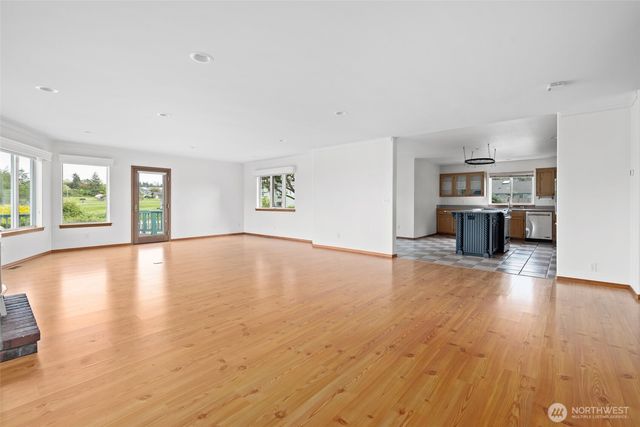 701 NW Krueger Street, Coupeville, WA 98239