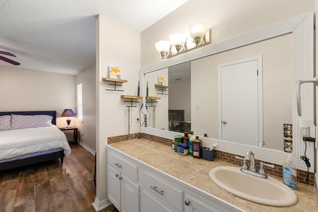 117 Deer Run, Hattiesburg, MS 39402