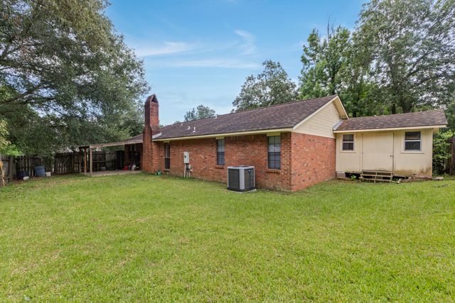 117 Deer Run, Hattiesburg, MS 39402
