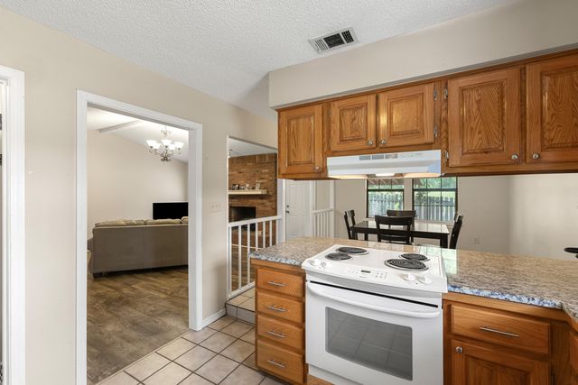 117 Deer Run, Hattiesburg, MS 39402