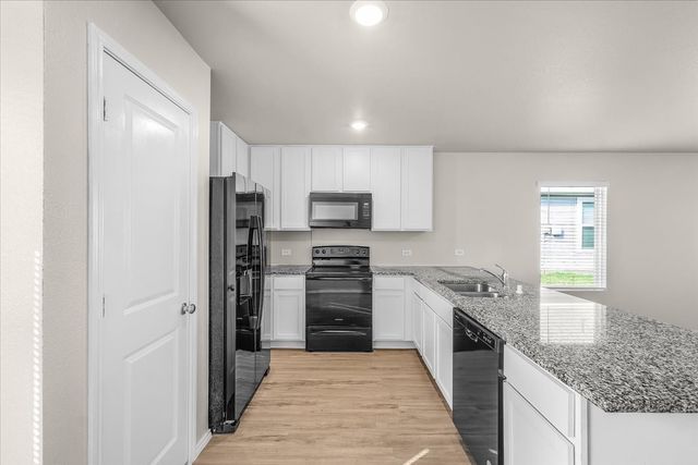1412 Silver Oak Lane, Fort Worth, TX 76140