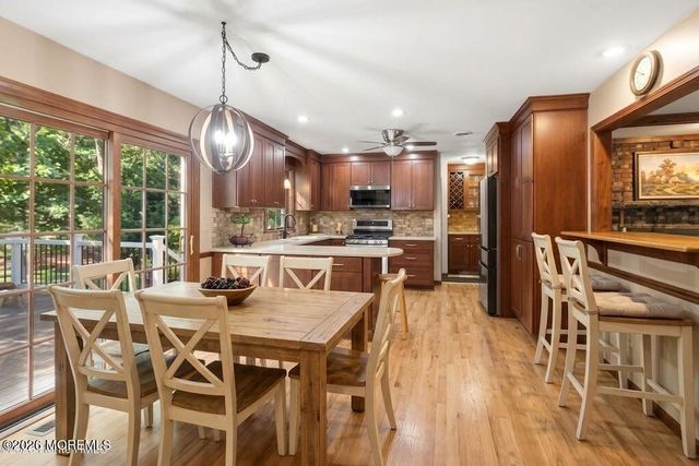 5 Point O Woods Road, Middletown, NJ 07748