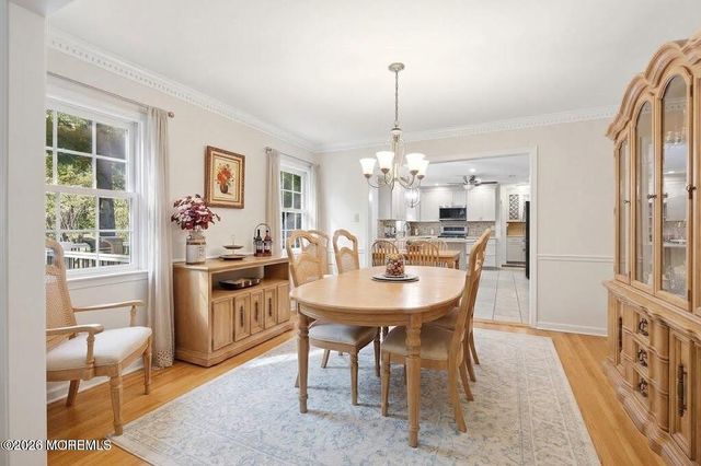 5 Point O Woods Road, Middletown, NJ 07748