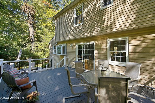 5 Point O Woods Road, Middletown, NJ 07748