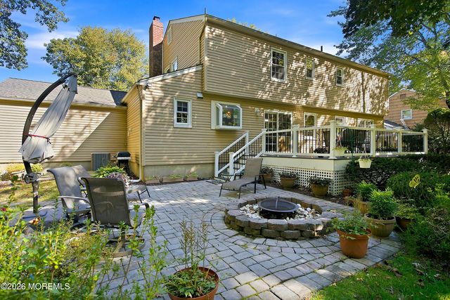 5 Point O Woods Road, Middletown, NJ 07748