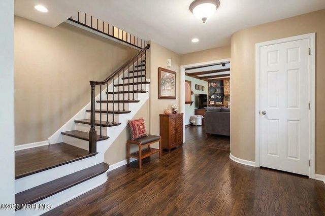 5 Point O Woods Road, Middletown, NJ 07748