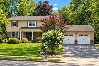 5 Point O Woods Road, Middletown, NJ 07748