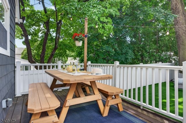 54 Van Riper Ave, Rutherford Boro, NJ 07070