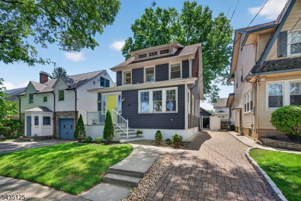 54 Van Riper Ave, Rutherford Boro, NJ 07070