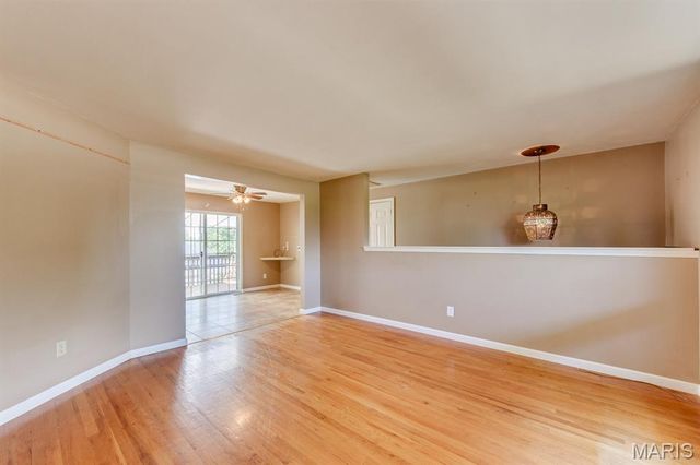 750 Jungs Station Road, St Charles, MO 63303
