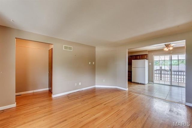 750 Jungs Station Road, St Charles, MO 63303
