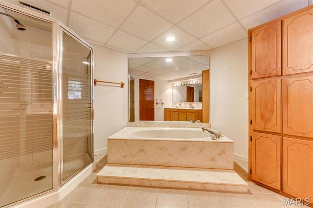 750 Jungs Station Road, St Charles, MO 63303