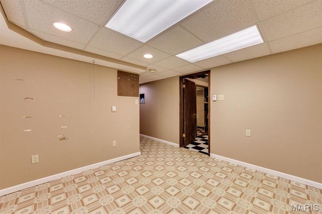 750 Jungs Station Road, St Charles, MO 63303