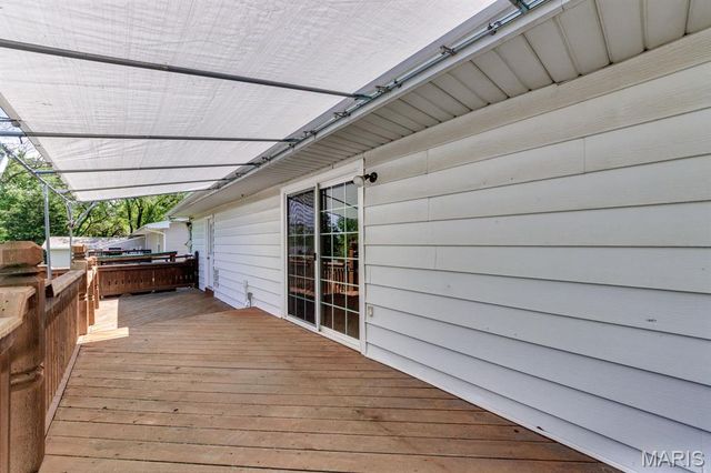 750 Jungs Station Road, St Charles, MO 63303