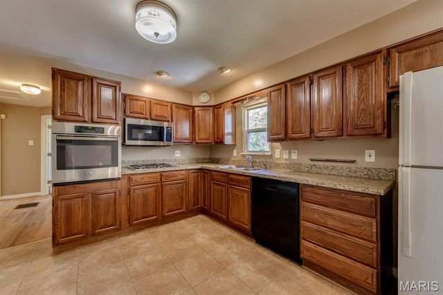 750 Jungs Station Road, St Charles, MO 63303