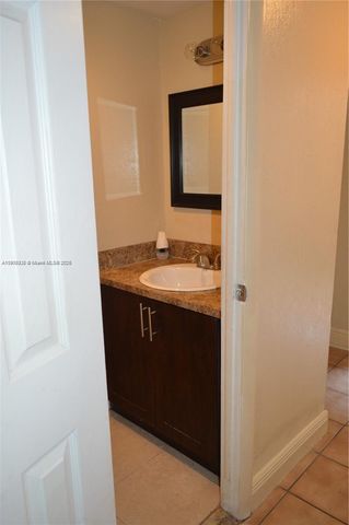 1741 SW 40th Ter, Fort Lauderdale, FL 33317