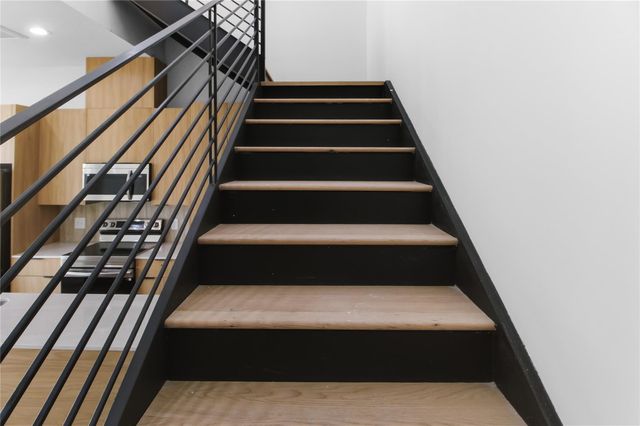 5614 Larkin A, Houston, TX 77007