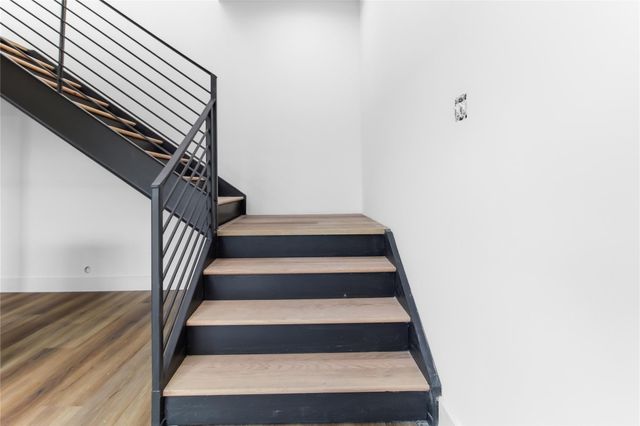 5614 Larkin A, Houston, TX 77007