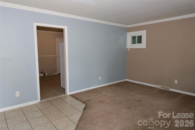 712 Edgegreen Drive, Charlotte, NC 28217