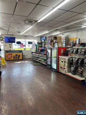 13 Locust, Wallington, NJ 07057