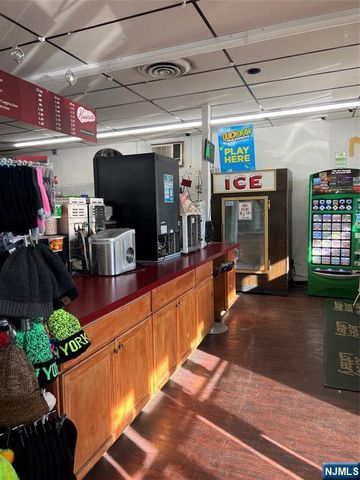 13 Locust, Wallington, NJ 07057