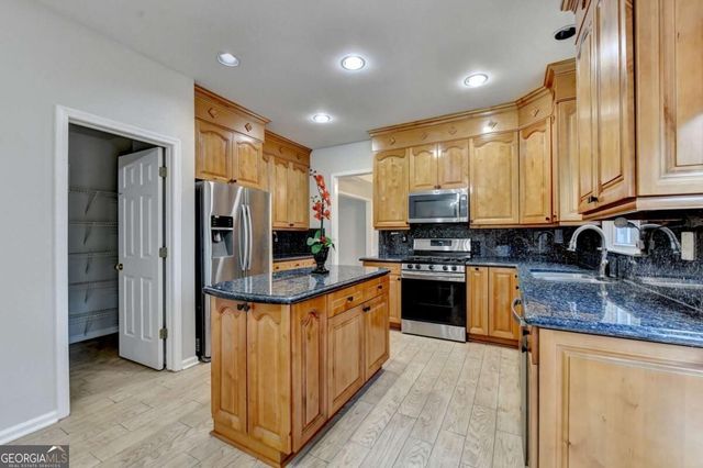 2835 Crestmont Court, Cumming, GA 30041
