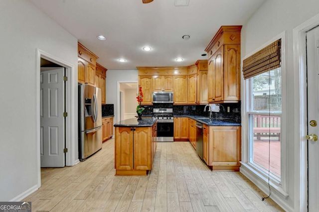 2835 Crestmont Court, Cumming, GA 30041
