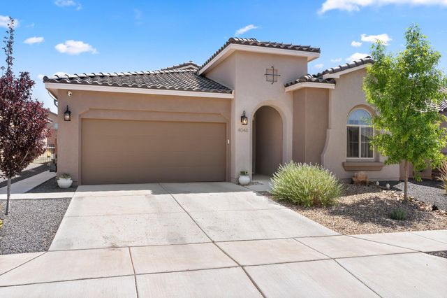 4046 Mountain Trail Loop NE, Rio Rancho, NM 87144