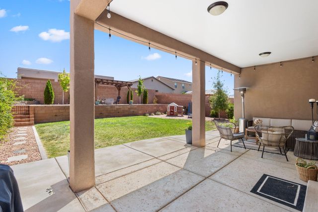 4046 Mountain Trail Loop NE, Rio Rancho, NM 87144